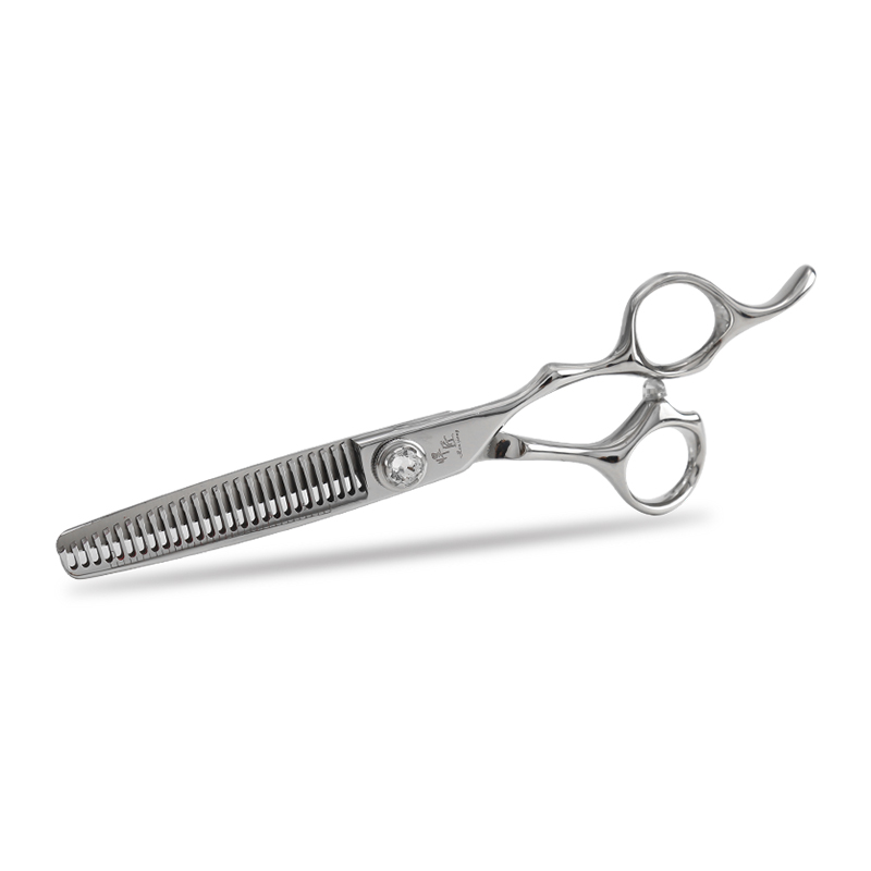 O padrão dos cortadores: avaliando tesouras de cabelo de aço 440C em relação à metalurgia premium